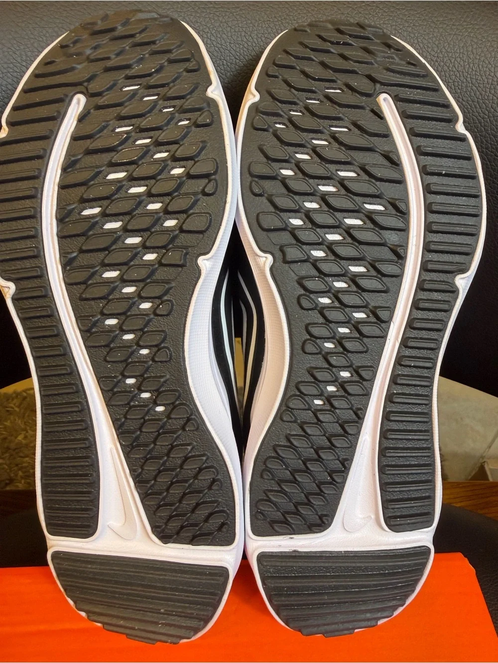 Nike Unisex Kids' Cosmic Runner Running Shoes HM4400 003 Sz 2Y New